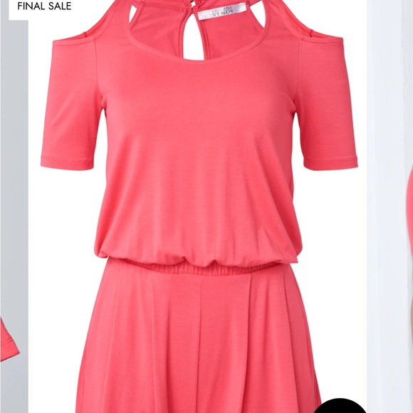 🌟 Venus brand size medium romper - Picture 2 of 7